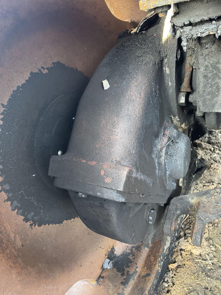 Zetor Proxima - części - zwolnica zwrotnica mechanizm różnicowy dyferencjał - Diferenciālis - Lauksaimniecības tehnika: foto 2 Zetor Proxima - części - zwolnica zwrotnica mechanizm różnicowy dyferencjał - Diferenciālis - Lauksaimniecības tehnika: foto 2