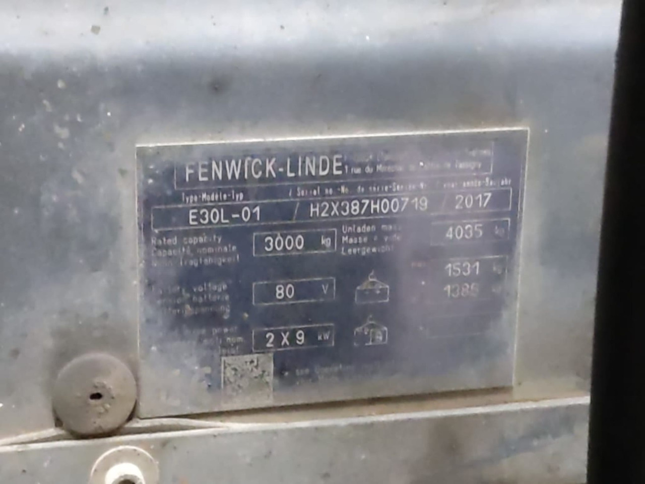 Linde E30L - Elektroiekrāvējs: foto 2 Linde E30L - Elektroiekrāvējs: foto 2