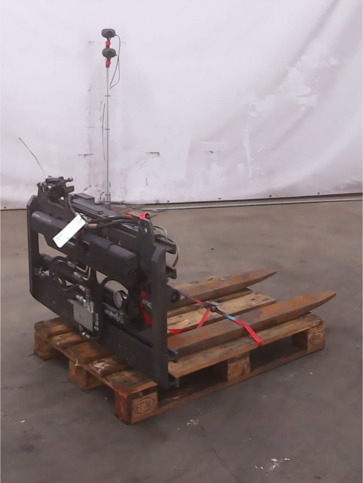 Attachment Fork positioner - Papildaprīkojums - Iekraušanas tehnika: foto 3 Attachment Fork positioner - Papildaprīkojums - Iekraušanas tehnika: foto 3