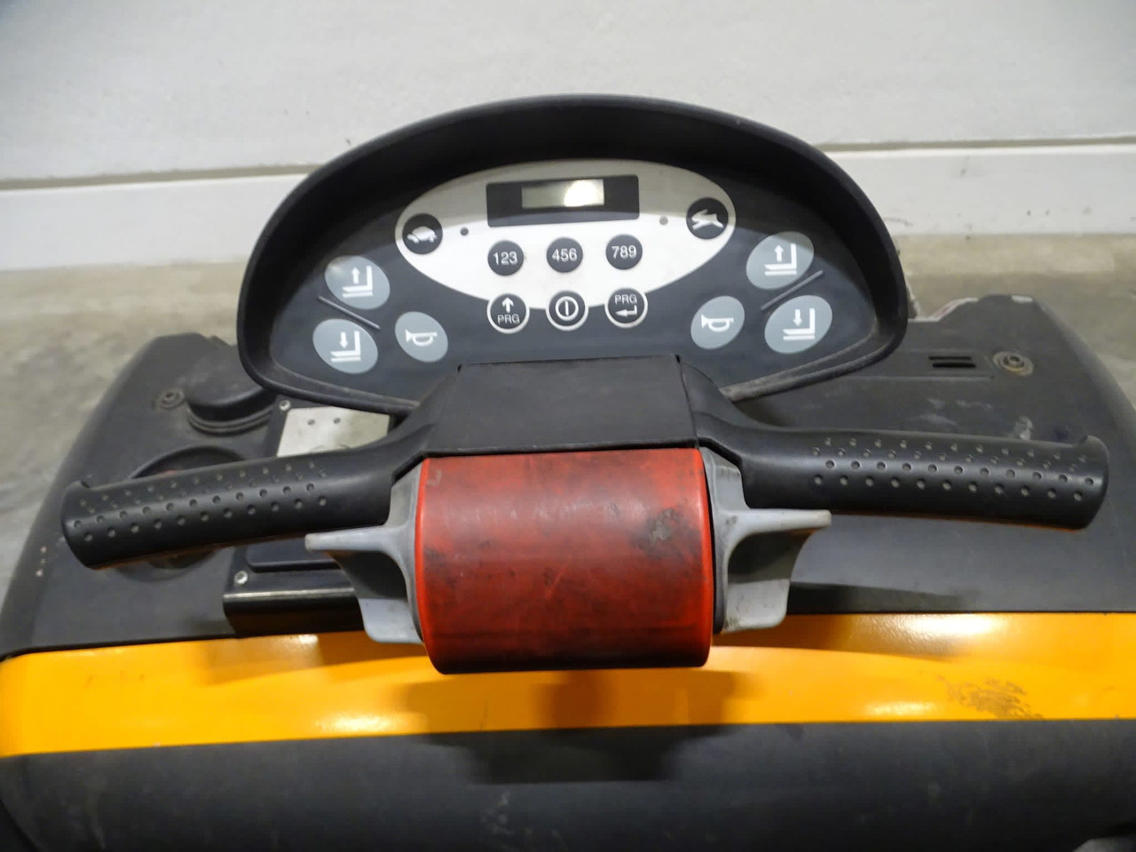 STILL EXU-S22 - Rokas palešu ratiņi: foto 3 STILL EXU-S22 - Rokas palešu ratiņi: foto 3