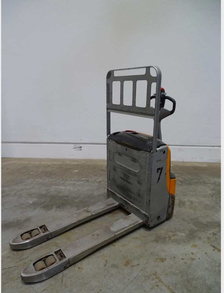 STILL EXU16 - Rokas palešu ratiņi: foto 1 STILL EXU16 - Rokas palešu ratiņi: foto 1