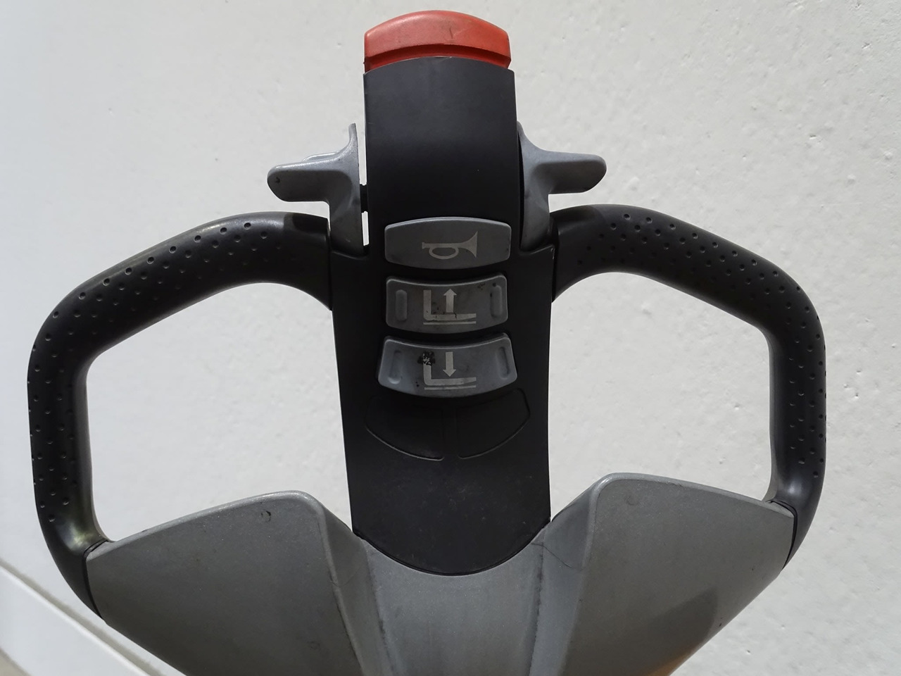 STILL EXU16 - Rokas palešu ratiņi: foto 3 STILL EXU16 - Rokas palešu ratiņi: foto 3