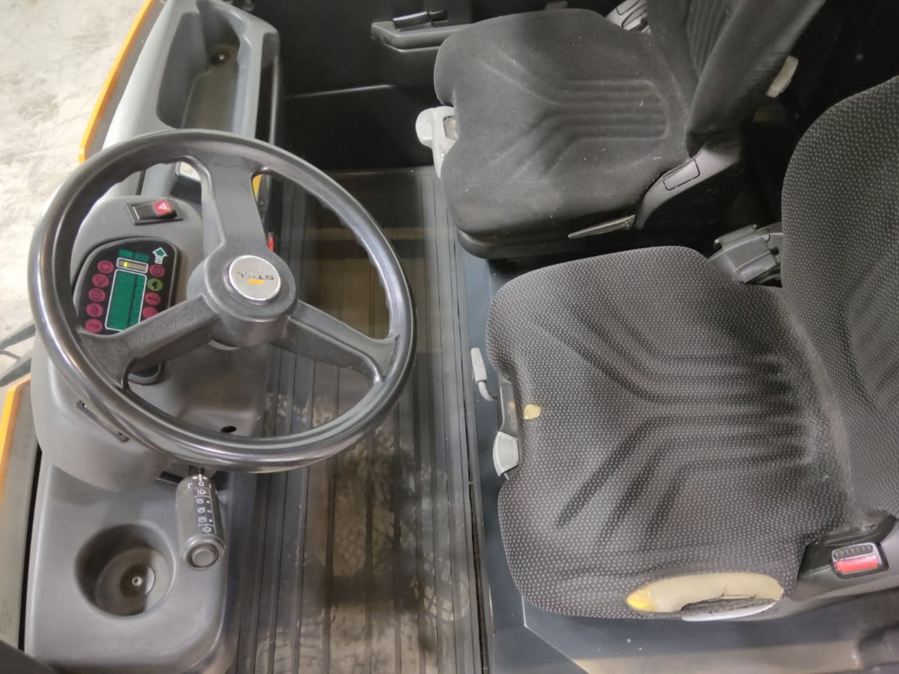 STILL R07-25 - Noliktavas vilcējs: foto 3 STILL R07-25 - Noliktavas vilcējs: foto 3