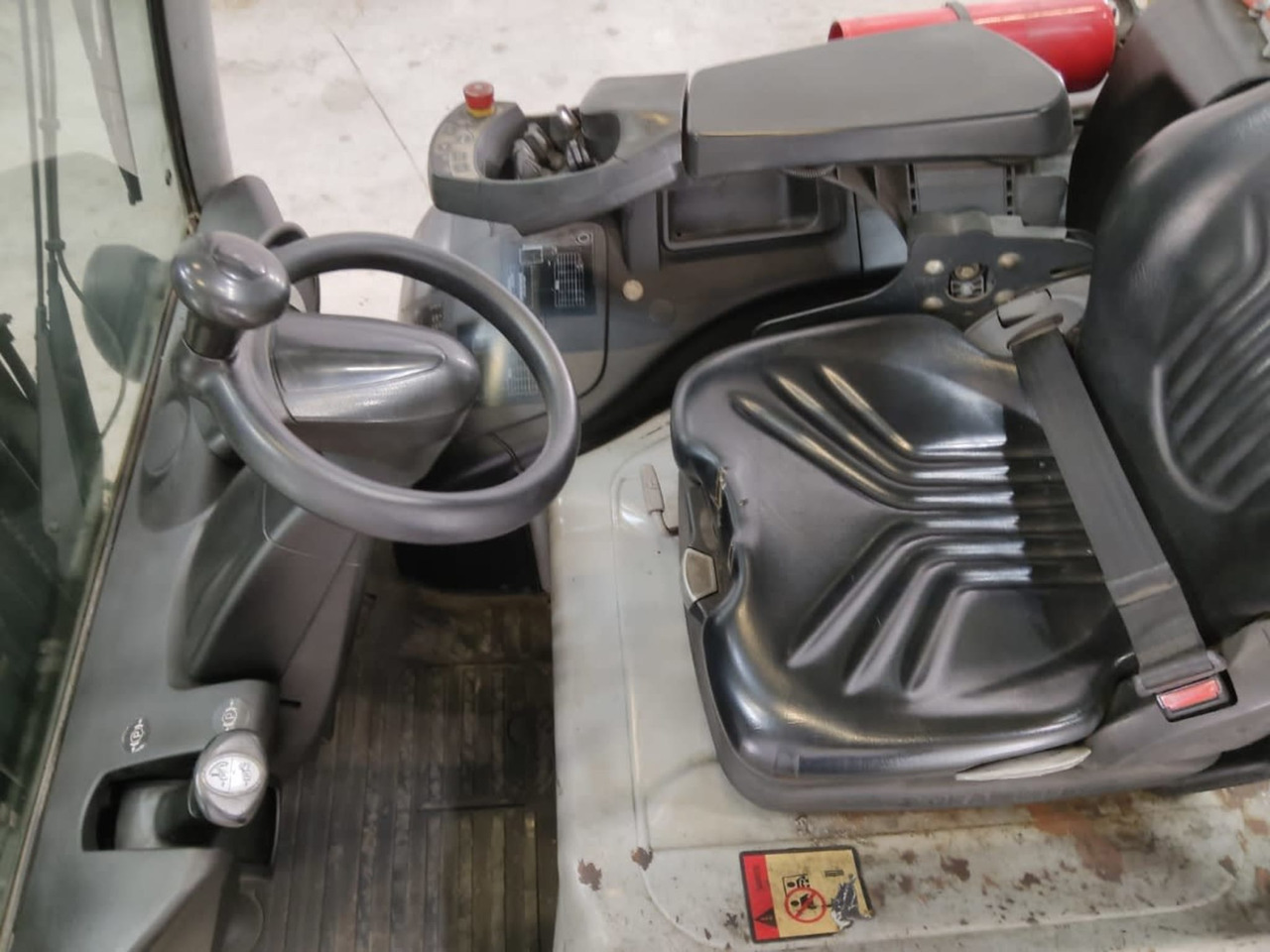 STILL RX20-20P - Elektroiekrāvējs: foto 3 STILL RX20-20P - Elektroiekrāvējs: foto 3