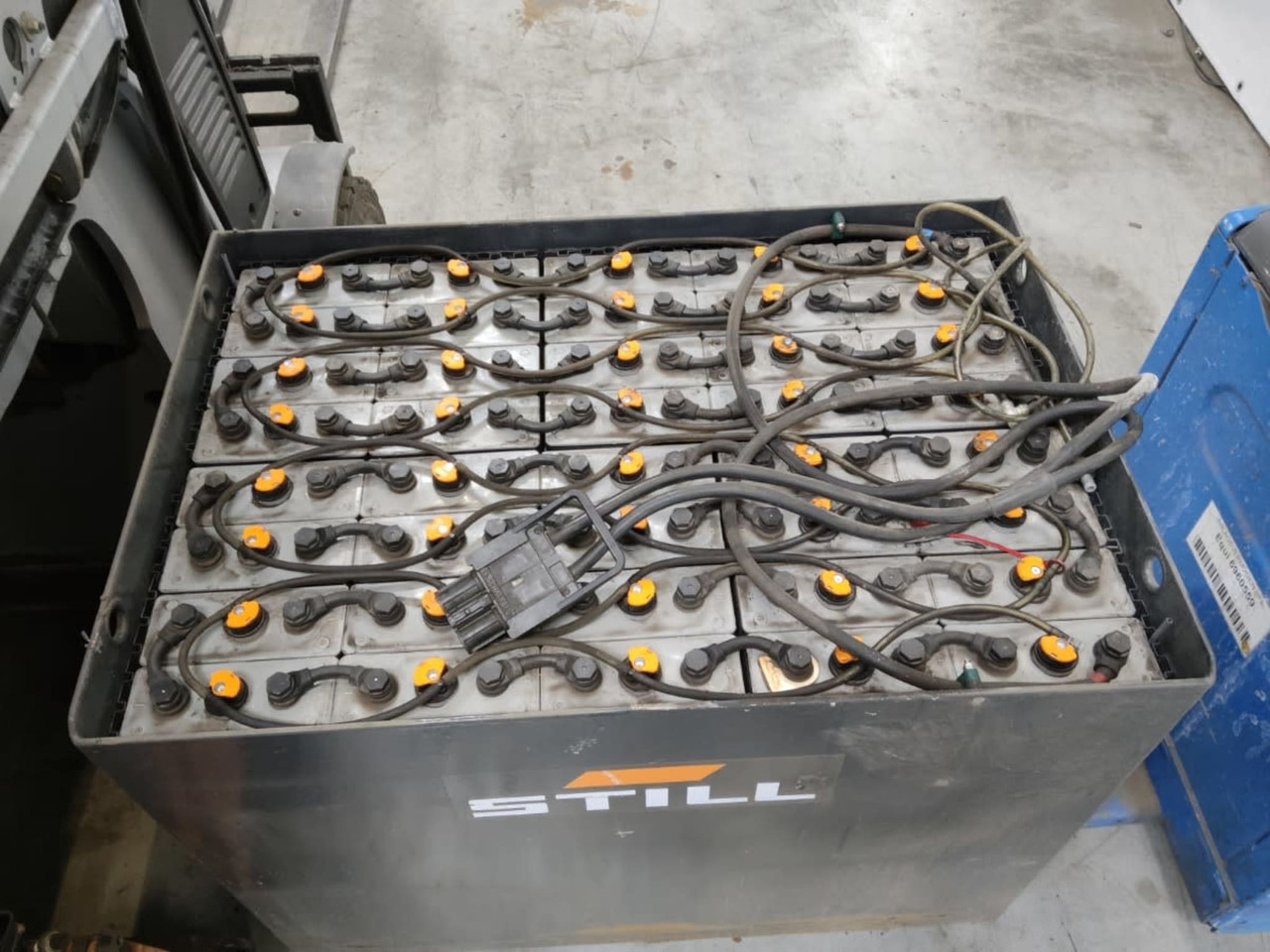 STILL RX60-30 - Elektroiekrāvējs: foto 4 STILL RX60-30 - Elektroiekrāvējs: foto 4