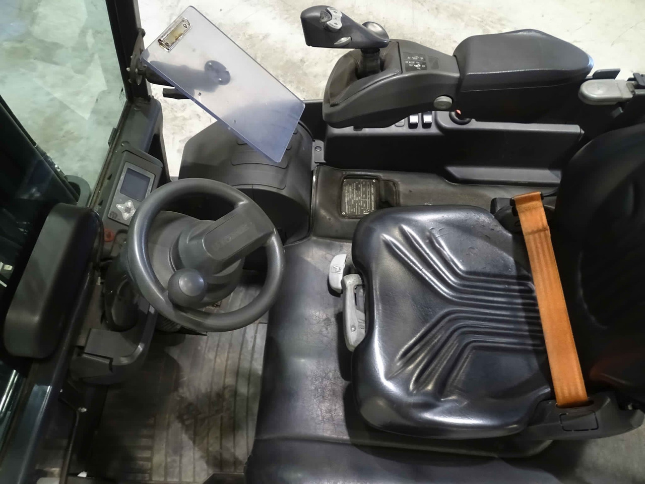 Unicarriers AG2N1L20Q - Elektroiekrāvējs: foto 4 Unicarriers AG2N1L20Q - Elektroiekrāvējs: foto 4