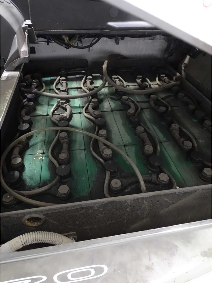 Unicarriers AG2N1L20Q - Elektroiekrāvējs: foto 5 Unicarriers AG2N1L20Q - Elektroiekrāvējs: foto 5