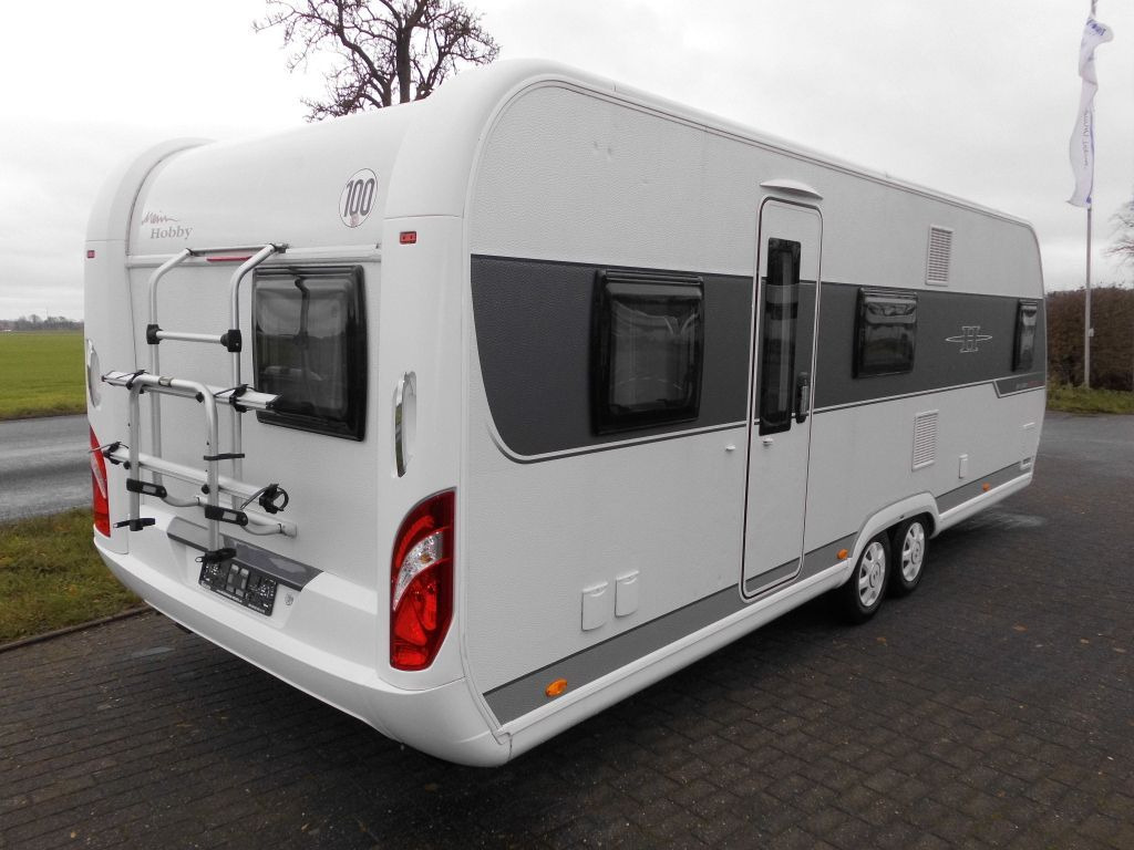 Hobby DE LUXE EDITION 650 KMFe Vorzelt, City, 2200kg - Dzīvojamais treileris: foto 5 Hobby DE LUXE EDITION 650 KMFe Vorzelt, City, 2200kg - Dzīvojamais treileris: foto 5