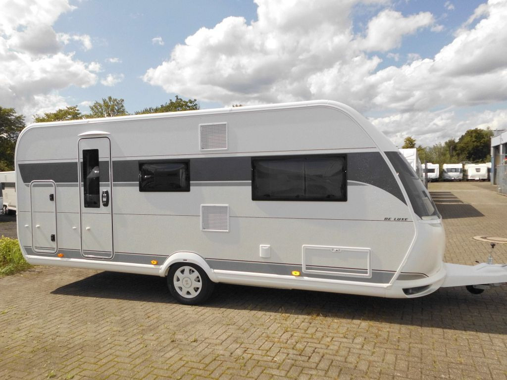 Hobby De Luxe 540 KMFe 2026 GARAGE AUTARK 1800kg. - Dzīvojamais treileris: foto 1 Hobby De Luxe 540 KMFe 2026 GARAGE AUTARK 1800kg. - Dzīvojamais treileris: foto 1