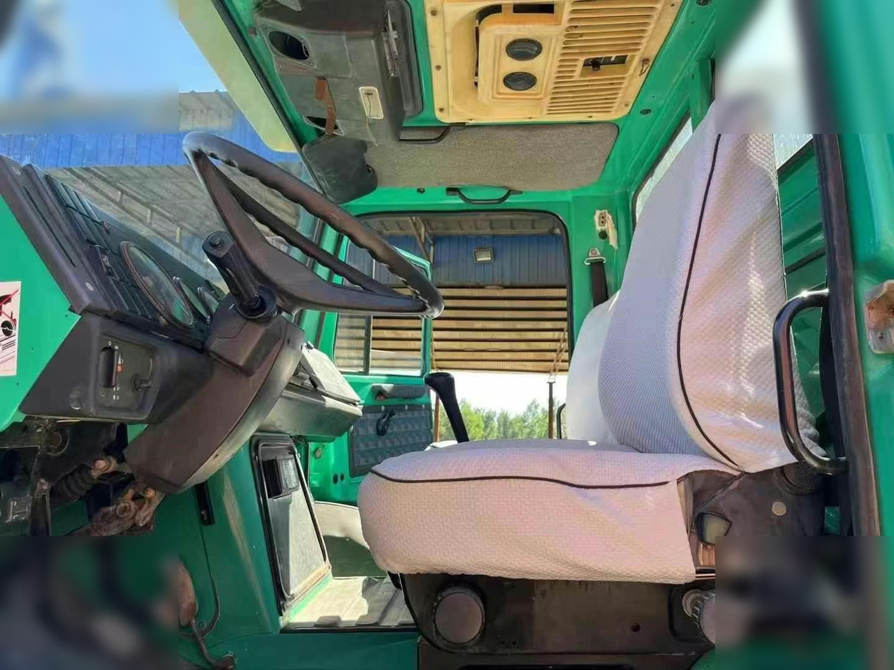 1995 MERCEDES-BENZ UNIMOG 2150 - Šasija kravas automašīna: foto 5 1995 MERCEDES-BENZ UNIMOG 2150 - Šasija kravas automašīna: foto 5