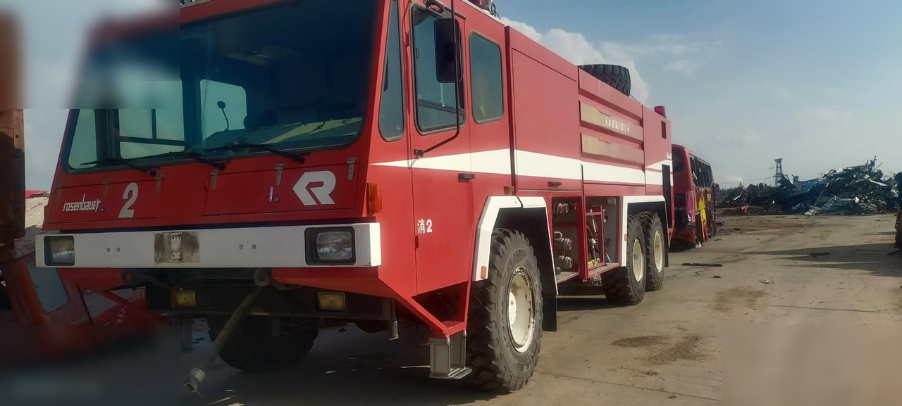 1995 ROSENBAUER FOX - Ugunsdzēsēju mašīna: foto 1 1995 ROSENBAUER FOX - Ugunsdzēsēju mašīna: foto 1