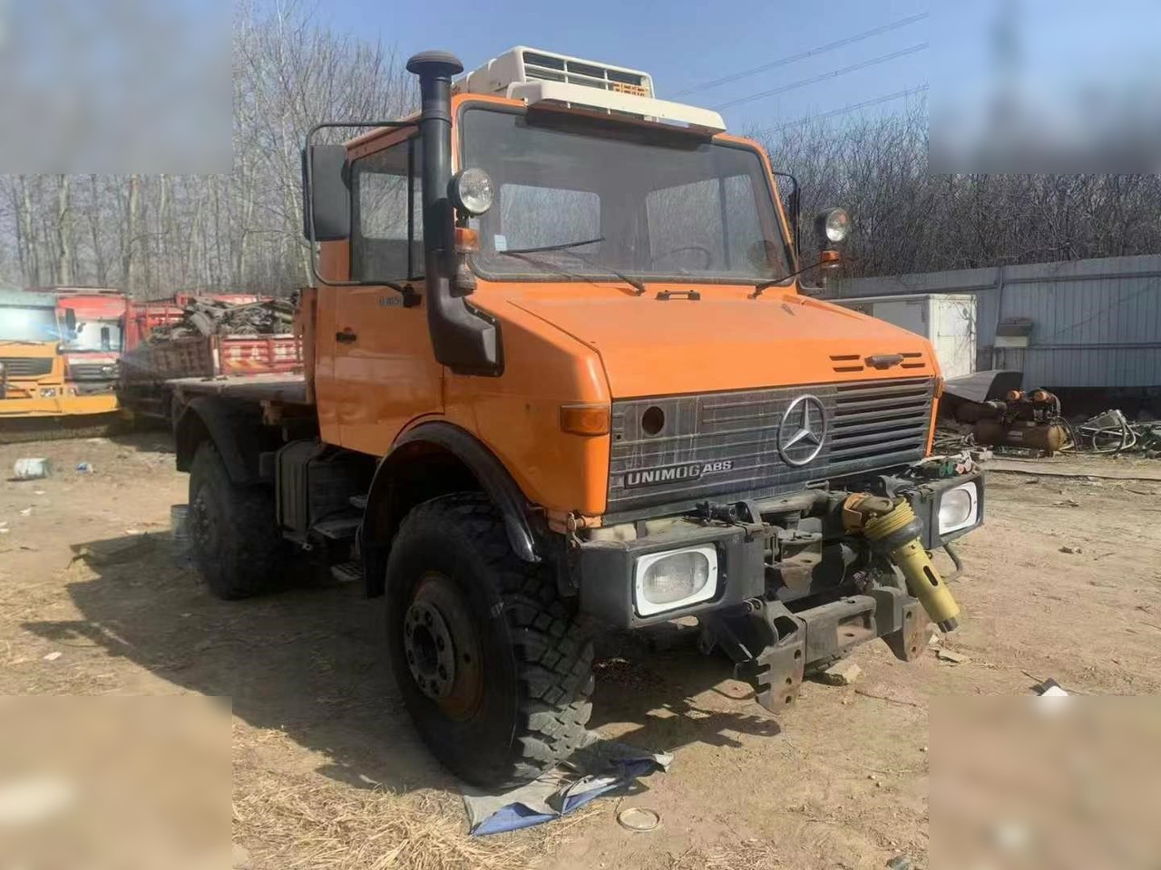 1998 MERCEDES-BENZ UNIMOG 1650 - Šasija kravas automašīna: foto 1 1998 MERCEDES-BENZ UNIMOG 1650 - Šasija kravas automašīna: foto 1