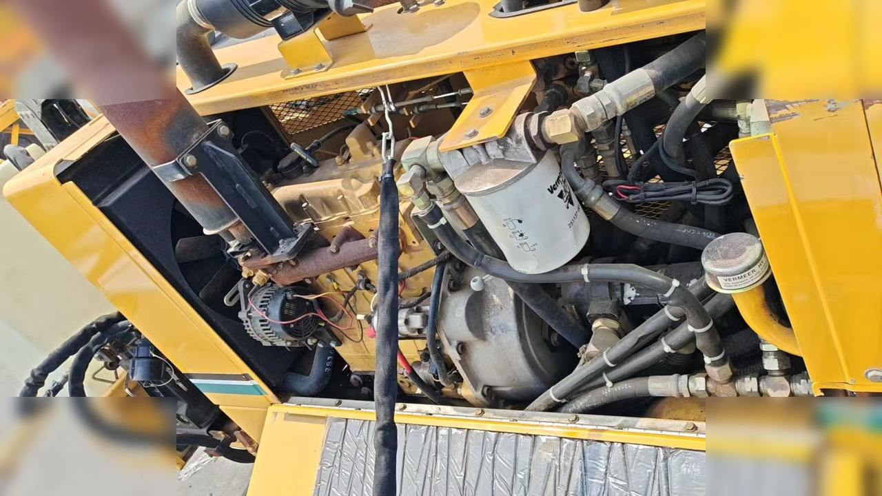 2002 VERMEER NAVIGATOR D10X15 - Horizontālās urbšanas mašīna: foto 3 2002 VERMEER NAVIGATOR D10X15 - Horizontālās urbšanas mašīna: foto 3