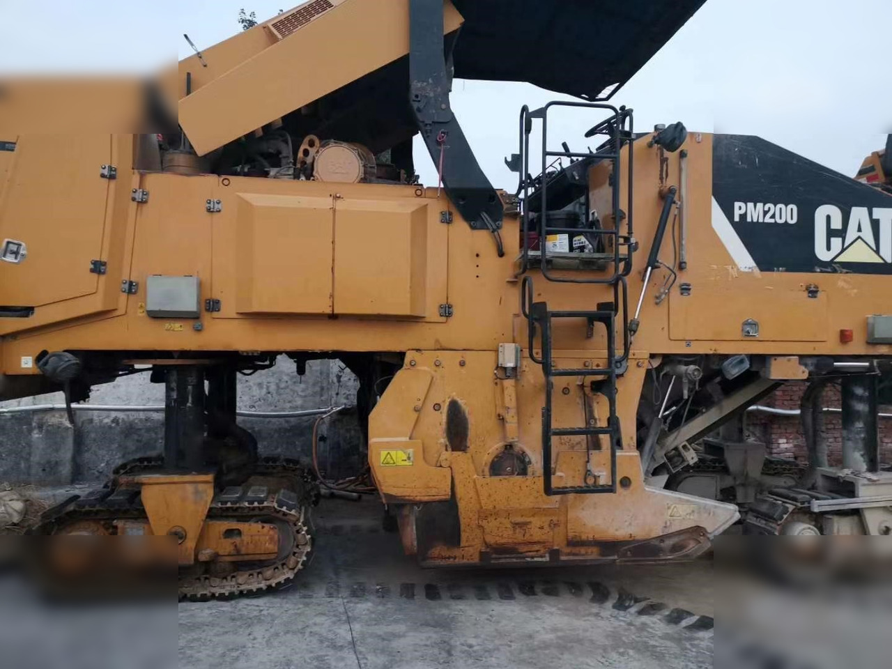 2011 CATERPILLAR PM-200 - Asfalta frēze: foto 5 2011 CATERPILLAR PM-200 - Asfalta frēze: foto 5