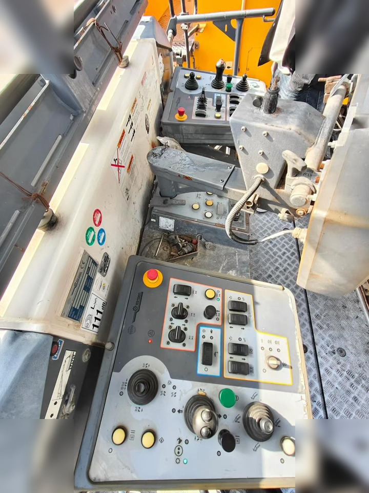 2012 WIRTGEN W210 - Asfalta frēze: foto 4 2012 WIRTGEN W210 - Asfalta frēze: foto 4