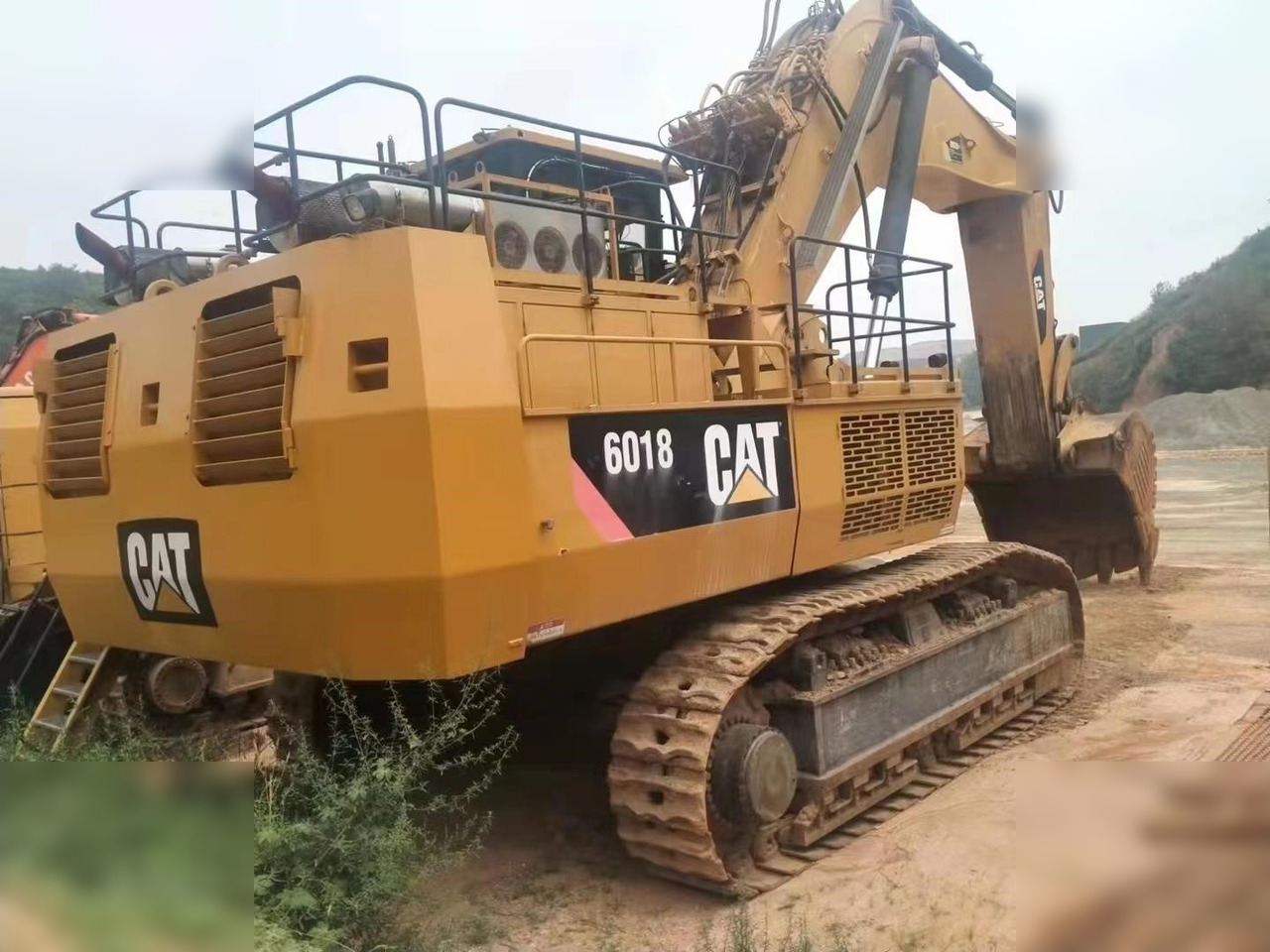 2013 CATERPILLAR 6018 - Kāpurķēžu ekskavators: foto 2 2013 CATERPILLAR 6018 - Kāpurķēžu ekskavators: foto 2