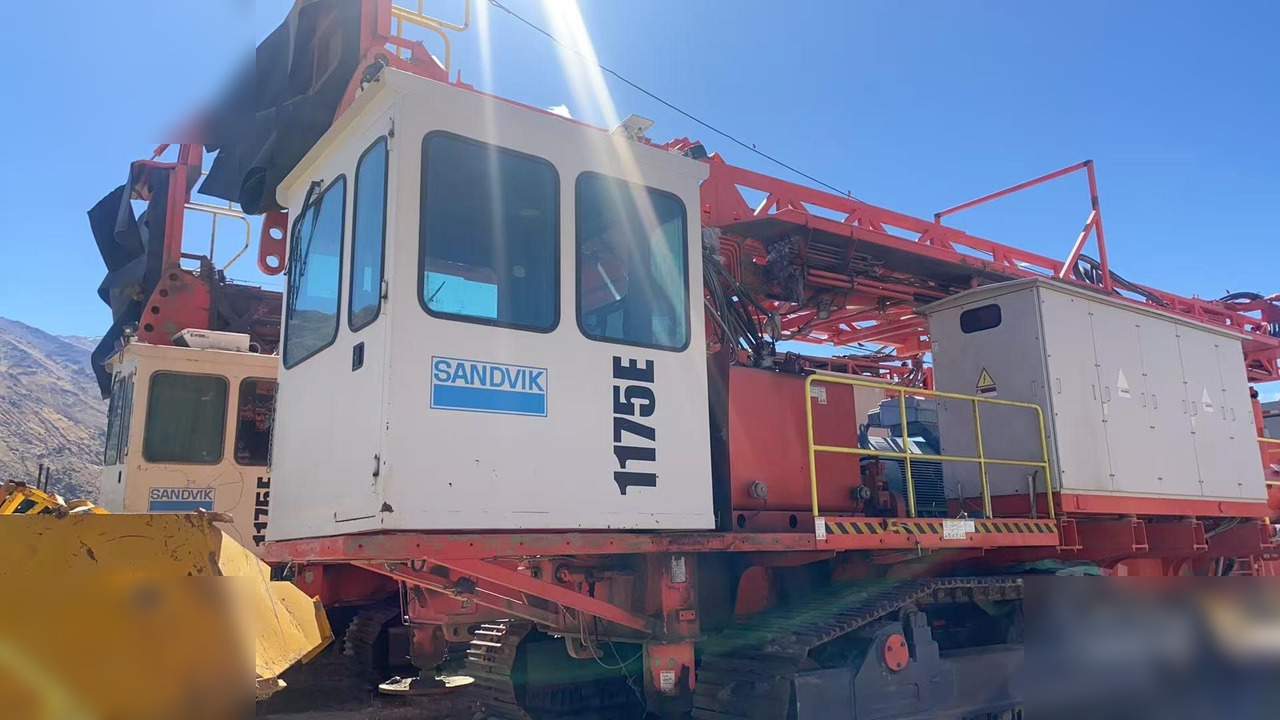 2016 SANDVIK D75KS - Urbšanas mašīna: foto 4 2016 SANDVIK D75KS - Urbšanas mašīna: foto 4