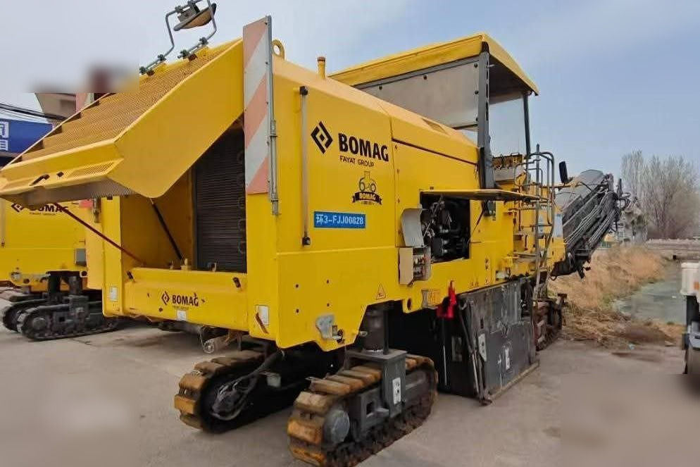 2017 BOMAG BM2000/60-2 - Asfalta frēze: foto 1 2017 BOMAG BM2000/60-2 - Asfalta frēze: foto 1