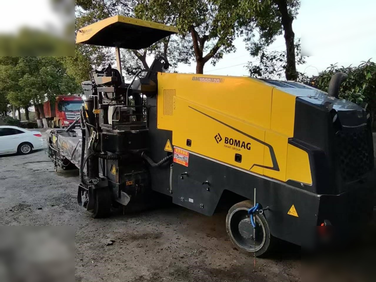 2021 BOMAG BM1000/20 - Asfalta frēze: foto 1 2021 BOMAG BM1000/20 - Asfalta frēze: foto 1