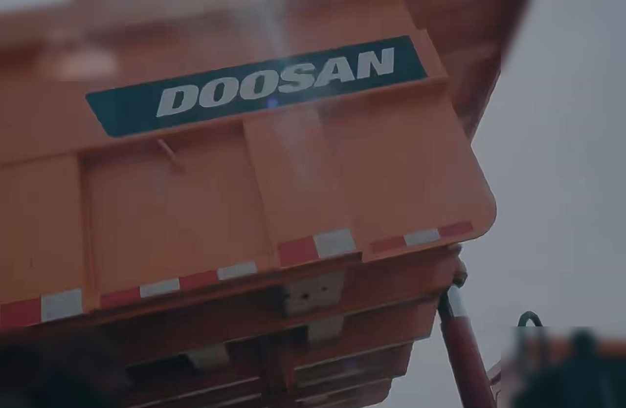 2022 DOOSAN DT90B - Karjeru pašizgāzējs: foto 3 2022 DOOSAN DT90B - Karjeru pašizgāzējs: foto 3