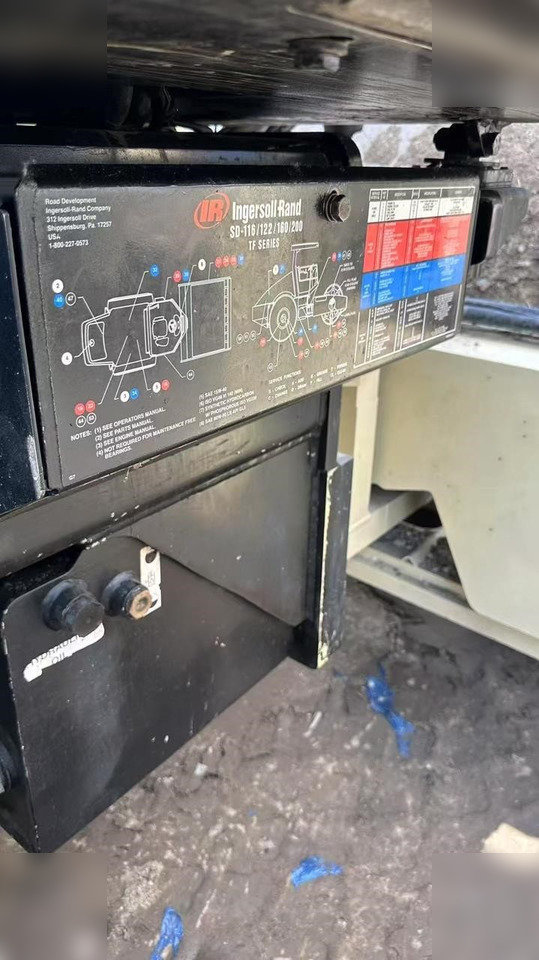 2022 INGERSOLL-RAND SD251DX - Vibrorullis: foto 2 2022 INGERSOLL-RAND SD251DX - Vibrorullis: foto 2
