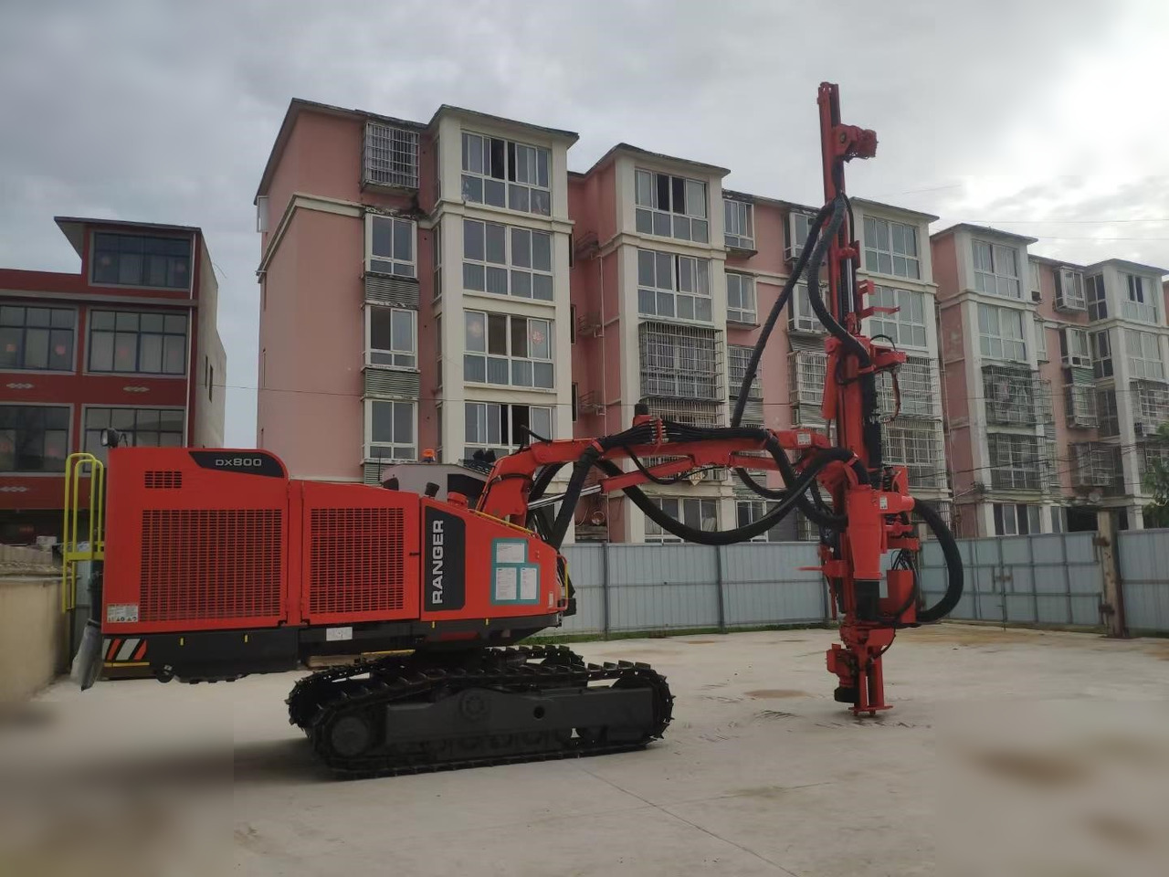 2022 SANDVIK DX800 - Urbšanas mašīna: foto 2 2022 SANDVIK DX800 - Urbšanas mašīna: foto 2