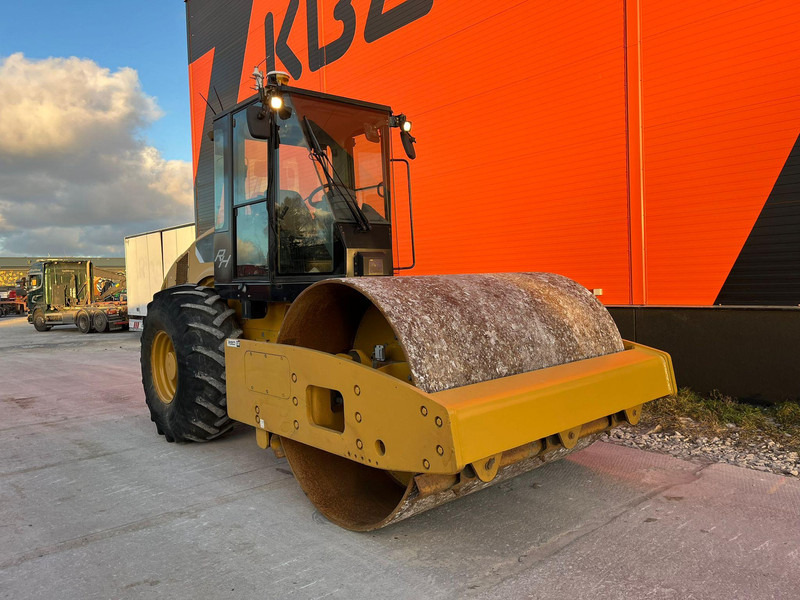 Caterpillar CS 56 PRICE WITHOUT Trimble 3D ! / AC - Veltnis: foto 4 Caterpillar CS 56 PRICE WITHOUT Trimble 3D ! / AC - Veltnis: foto 4