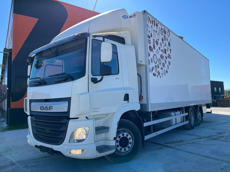 DAF CF 370 6x2 HULTSTEINS / BOX L=8744 mm - Kravas automašīna refrižerators: foto 2 DAF CF 370 6x2 HULTSTEINS / BOX L=8744 mm - Kravas automašīna refrižerators: foto 2