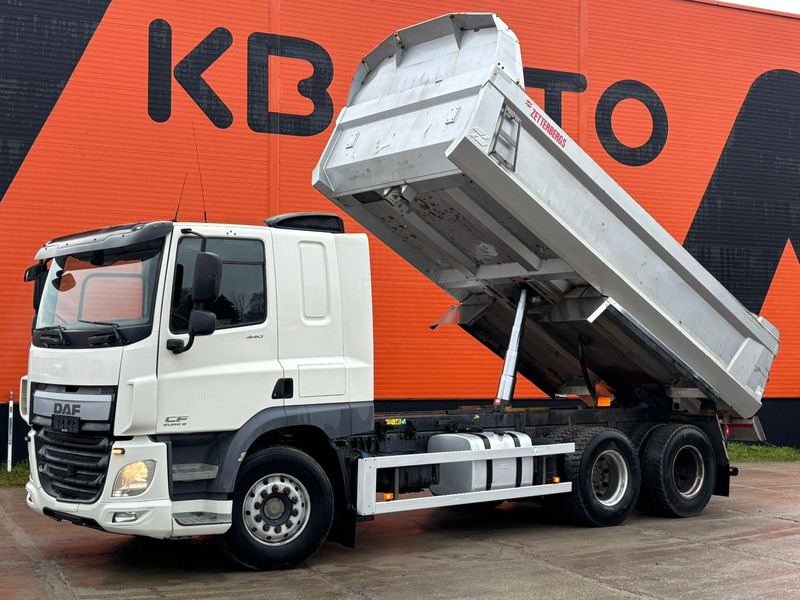 DAF CF 440 6x2 BOX L=5620 mm - Kravas automašīna pašizgāzējs: foto 2 DAF CF 440 6x2 BOX L=5620 mm - Kravas automašīna pašizgāzējs: foto 2