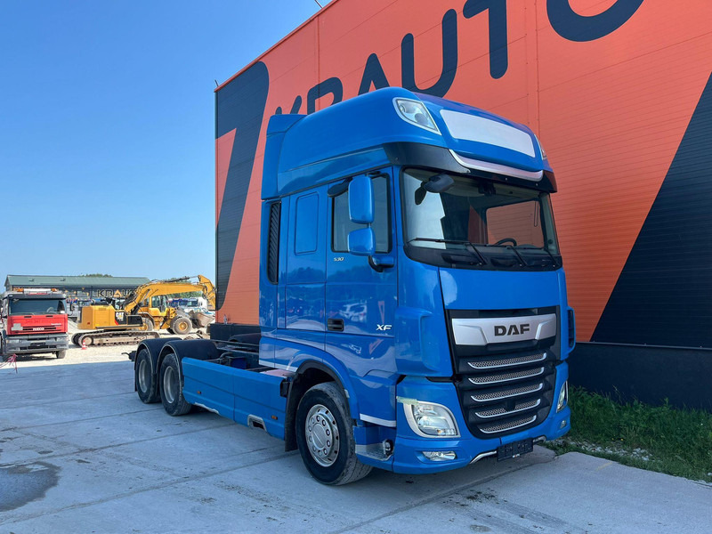 DAF XF 530 6x2 CHASSIS L=6120 mm - Šasija kravas automašīna: foto 4 DAF XF 530 6x2 CHASSIS L=6120 mm - Šasija kravas automašīna: foto 4
