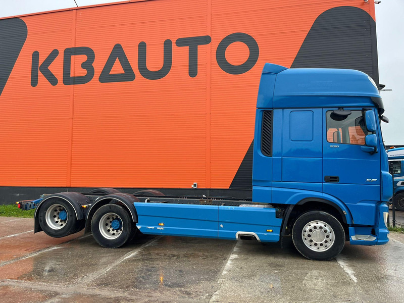 DAF XF 530 6x2 PTO / CHASSIS L=6074 mm - Šasija kravas automašīna: foto 4 DAF XF 530 6x2 PTO / CHASSIS L=6074 mm - Šasija kravas automašīna: foto 4