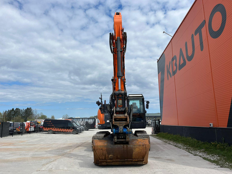 Doosan DX 235 LCR-5 3 D / ROTOTILT / CENTRAL LUBRICATION / AC - Kāpurķēžu ekskavators: foto 3 Doosan DX 235 LCR-5 3 D / ROTOTILT / CENTRAL LUBRICATION / AC - Kāpurķēžu ekskavators: foto 3