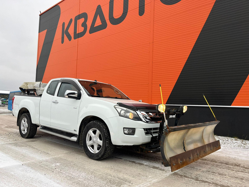 Isuzu D-max 4x4 SNOW PLOW & SPREADER - Pikaps: foto 4 Isuzu D-max 4x4 SNOW PLOW & SPREADER - Pikaps: foto 4
