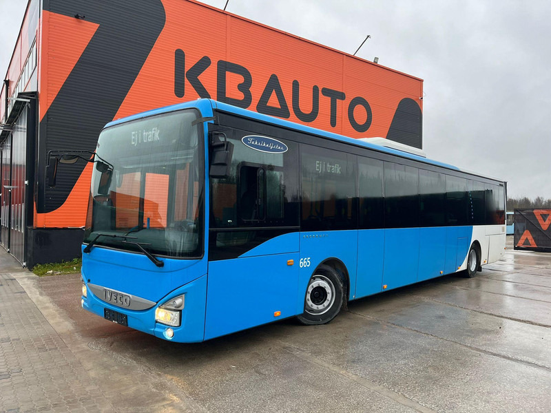 Iveco Crossway LE 4x2 AC / AUXILIARY HEATING / WHEELCHAIR RAMP - Pilsētas autobuss: foto 3 Iveco Crossway LE 4x2 AC / AUXILIARY HEATING / WHEELCHAIR RAMP - Pilsētas autobuss: foto 3