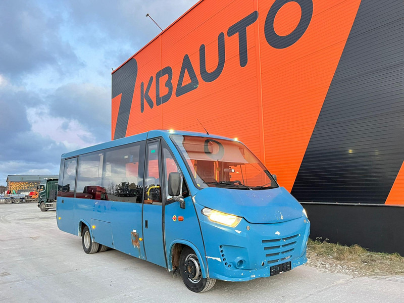 Iveco Kapena Thesi 7 PCS AVAILABLE /EURO 6 / 27 SEATS+5 STANDING / AC / AUXILIARY HEATING - Mikroautobuss, Pasažieru furgons: foto 1 Iveco Kapena Thesi 7 PCS AVAILABLE /EURO 6 / 27 SEATS+5 STANDING / AC / AUXILIARY HEATING - Mikroautobuss, Pasažieru furgons: foto 1