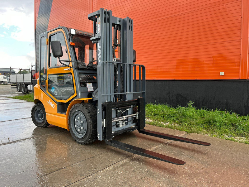 Jac CPCD 35 J NEW ! / RATED CAPACITY 3500 kg / LIFTING HEIGHT 4800 mm - Dīzeļiekrāvējs: foto 4 Jac CPCD 35 J NEW ! / RATED CAPACITY 3500 kg / LIFTING HEIGHT 4800 mm - Dīzeļiekrāvējs: foto 4