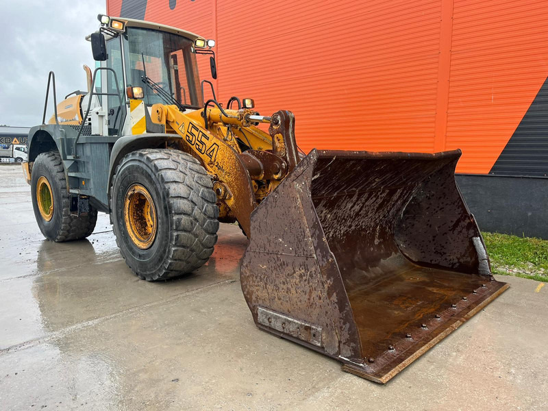 Liebherr L 554 4x4 AC / CENTRL LUBRICATION - Riteņu iekrāvējs: foto 4 Liebherr L 554 4x4 AC / CENTRL LUBRICATION - Riteņu iekrāvējs: foto 4