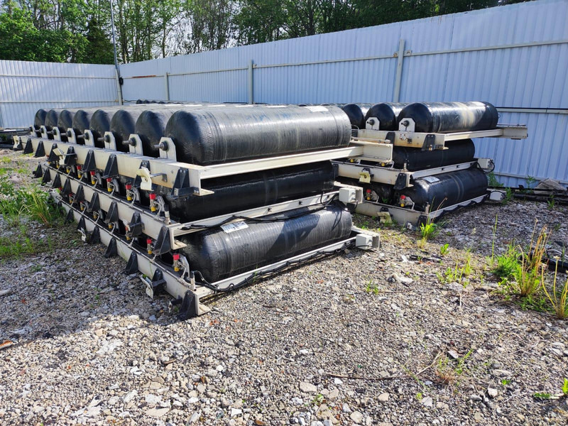 Lincoln COMPOSITES CNG GAS TANKS FOR SALE 240120-020 / 214 L / 30+ pcs. - Degvielas tvertne: foto 1 Lincoln COMPOSITES CNG GAS TANKS FOR SALE 240120-020 / 214 L / 30+ pcs. - Degvielas tvertne: foto 1