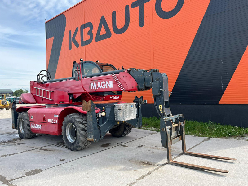 MAGNI RTH 5.23 FORKS / BUCKET / BASKET / WINCH / BOOM - Teleskopiskais iekrāvējs: foto 4 MAGNI RTH 5.23 FORKS / BUCKET / BASKET / WINCH / BOOM - Teleskopiskais iekrāvējs: foto 4