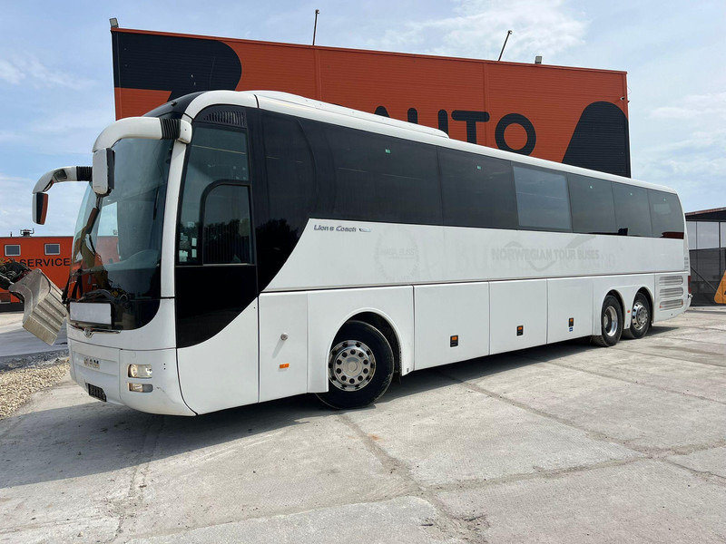 MAN R 08 Lion`s Coach EURO 6 / 59 SEATS / AC / AUXILIARY HEATING / WC / 2x FRIDGE - Starppilsētu autobuss: foto 3 MAN R 08 Lion`s Coach EURO 6 / 59 SEATS / AC / AUXILIARY HEATING / WC / 2x FRIDGE - Starppilsētu autobuss: foto 3