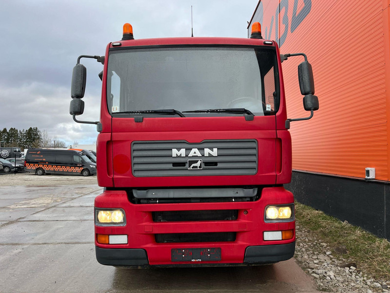 MAN TGA 26.360 6X2 Schäfer SRH 10000 / 3105 hours - Autocisterna: foto 2 MAN TGA 26.360 6X2 Schäfer SRH 10000 / 3105 hours - Autocisterna: foto 2