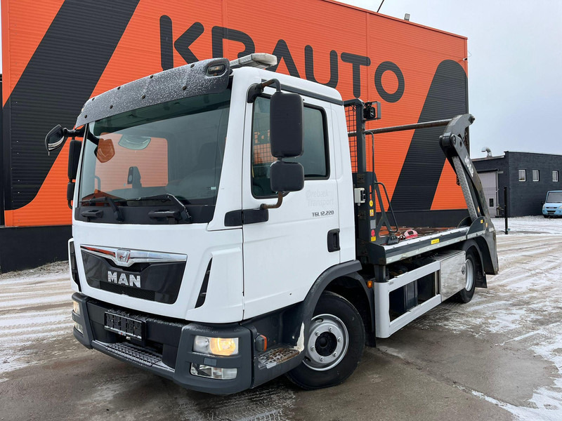 MAN TGL 12.220 4x2 JOAB VL8 ton / L=3750 mm - Būvgružu konteineru vedējs: foto 2 MAN TGL 12.220 4x2 JOAB VL8 ton / L=3750 mm - Būvgružu konteineru vedējs: foto 2