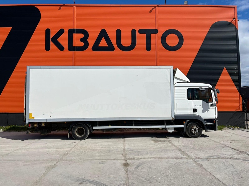 MAN TGL 12.240 4x2 BOX L=6812 mm - Kravas automašīna ar slēgto virsbūvi: foto 4 MAN TGL 12.240 4x2 BOX L=6812 mm - Kravas automašīna ar slēgto virsbūvi: foto 4