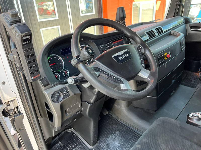 Pacēlājs ar āķi MAN TGX 26.560 6x2*4 HIAB 21 ton / L=5300 mm: foto 15