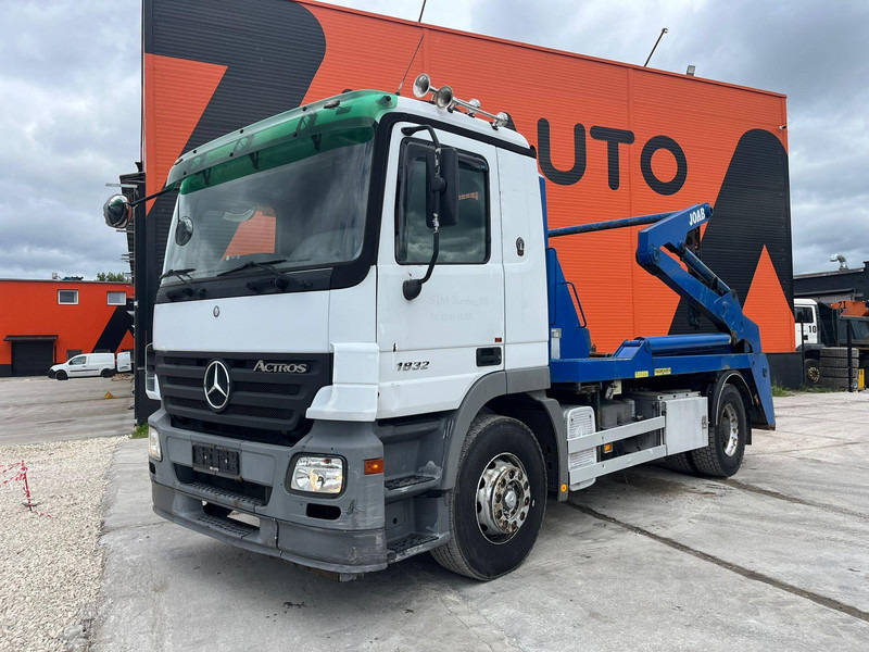 Mercedes-Benz Actros 1832 4x2 JOAB HL 14 U - Būvgružu konteineru vedējs: foto 2 Mercedes-Benz Actros 1832 4x2 JOAB HL 14 U - Būvgružu konteineru vedējs: foto 2