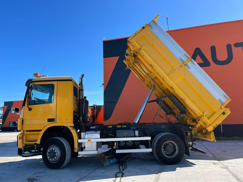 Kravas automašīna pašizgāzējs Mercedes-Benz Actros 1841 4x4 SNOW PLOW EQUIPMENT / UNDERBODY SCRAPER / BOX L=4495 mm: foto 9