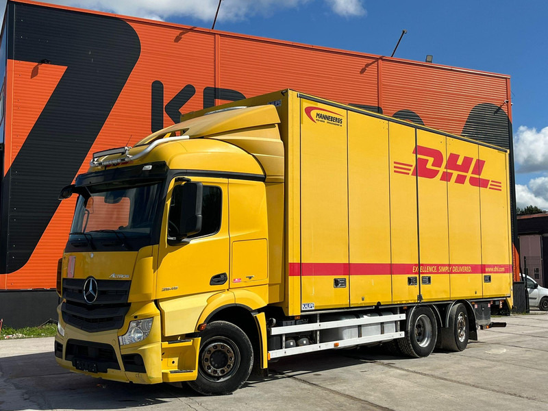 Mercedes-Benz Actros 2545 6x2*4 BOX L=7400mm - Kravas automašīna ar slēgto virsbūvi: foto 1 Mercedes-Benz Actros 2545 6x2*4 BOX L=7400mm - Kravas automašīna ar slēgto virsbūvi: foto 1