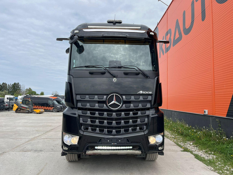 Mercedes-Benz Arocs 3263 8x4 FULL STEEL - Kokvedējs, Kravas auto ar manipulatoru: foto 3 Mercedes-Benz Arocs 3263 8x4 FULL STEEL - Kokvedējs, Kravas auto ar manipulatoru: foto 3