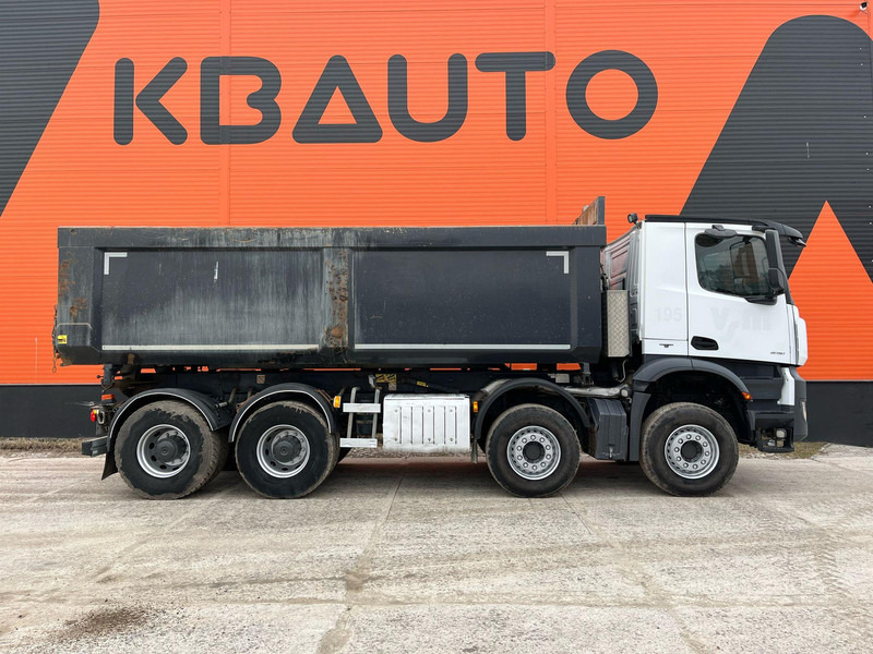 Mercedes-Benz Arocs 4151 8x4 BORDMATIC / FULL STEEL / DRUM BRAKES / BOX L=6140 mm - Kravas automašīna pašizgāzējs: foto 4 Mercedes-Benz Arocs 4151 8x4 BORDMATIC / FULL STEEL / DRUM BRAKES / BOX L=6140 mm - Kravas automašīna pašizgāzējs: foto 4
