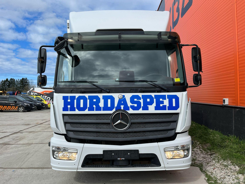 Mercedes-Benz Atego 1018 4x2 BOX L=6477 mm - Kravas automašīna ar slēgto virsbūvi: foto 3 Mercedes-Benz Atego 1018 4x2 BOX L=6477 mm - Kravas automašīna ar slēgto virsbūvi: foto 3